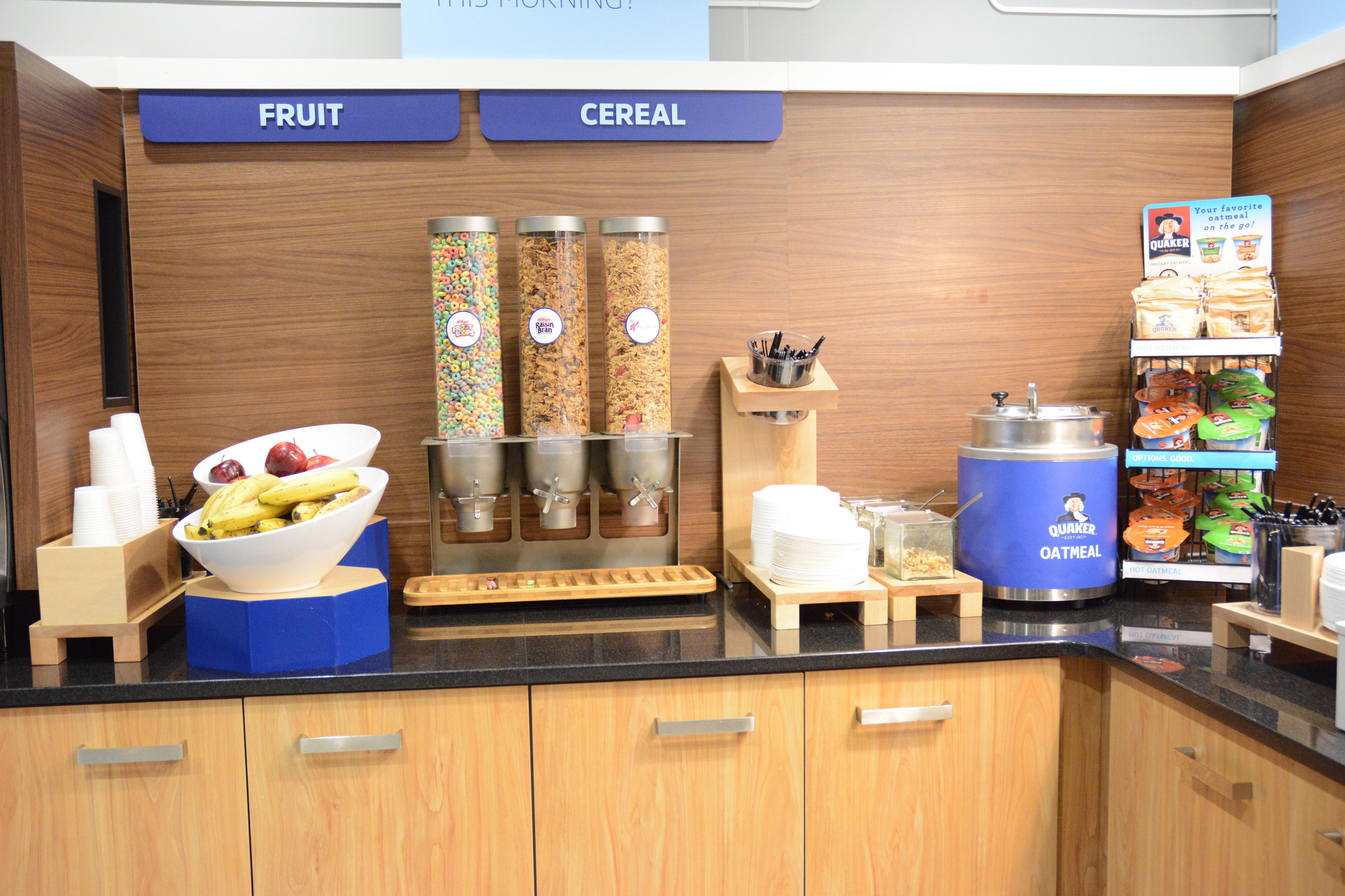 Holiday Inn Express Stamford, An Ihg Hotel 외부 사진