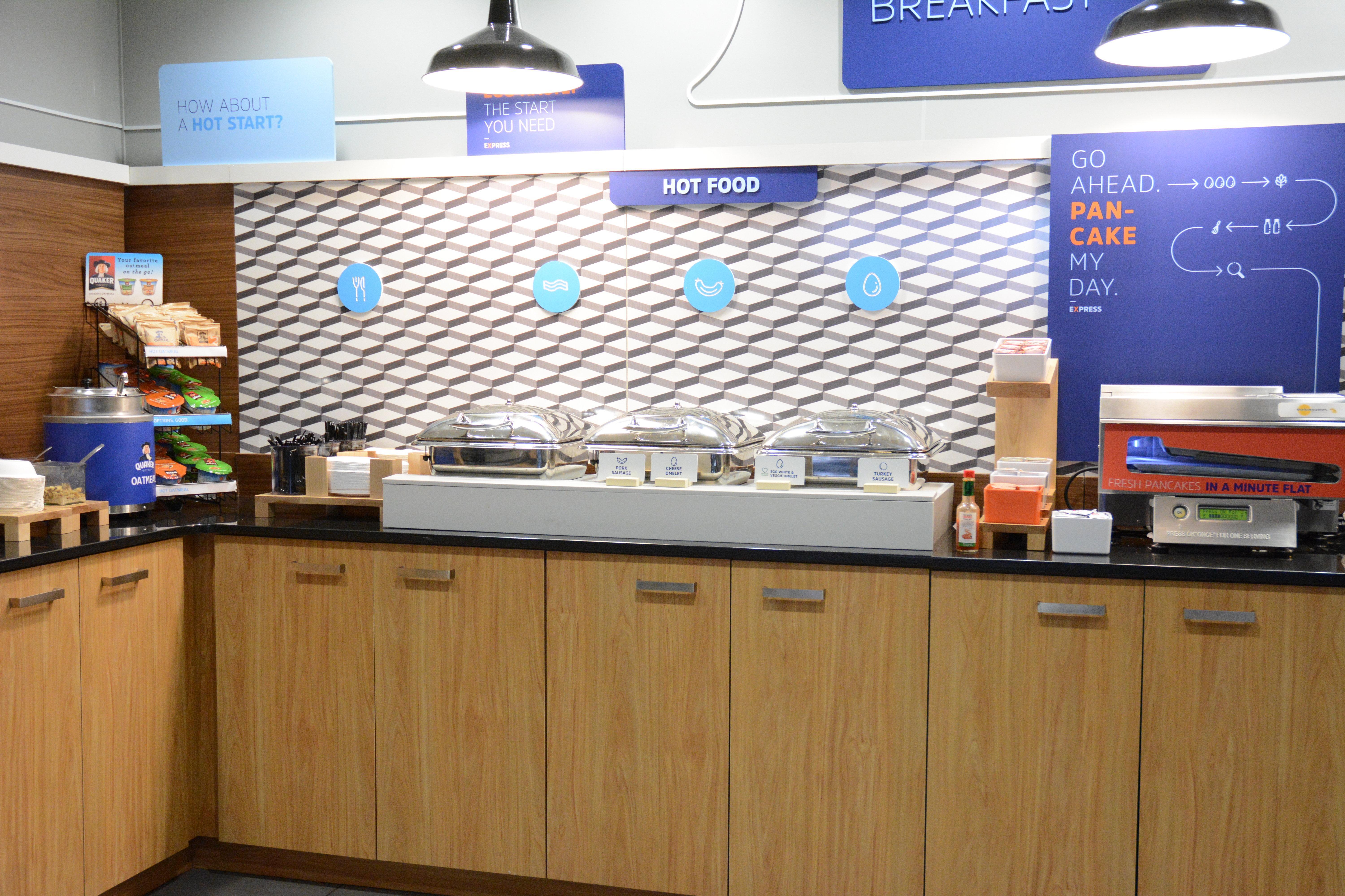 Holiday Inn Express Stamford, An Ihg Hotel 외부 사진