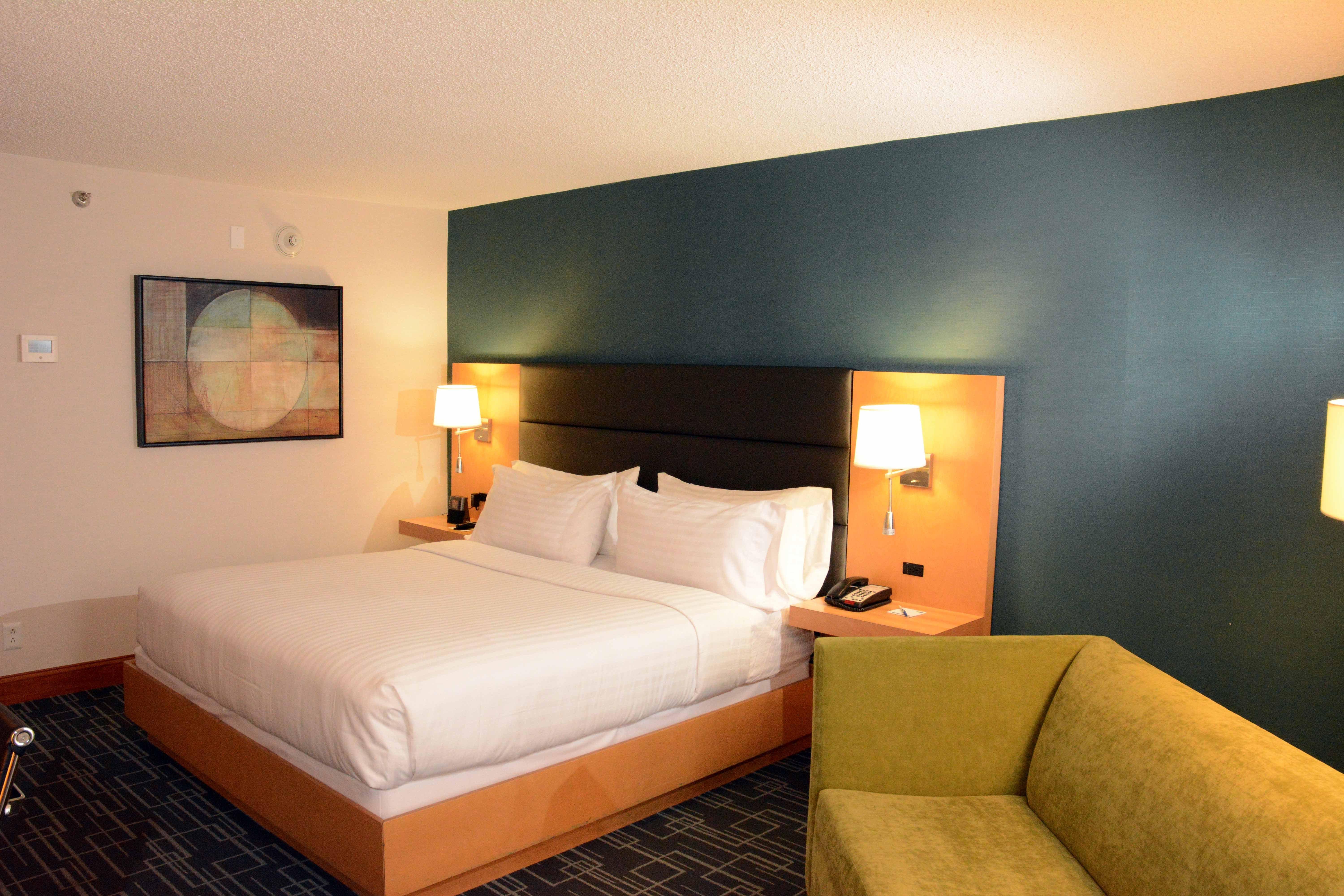 Holiday Inn Express Stamford, An Ihg Hotel 외부 사진