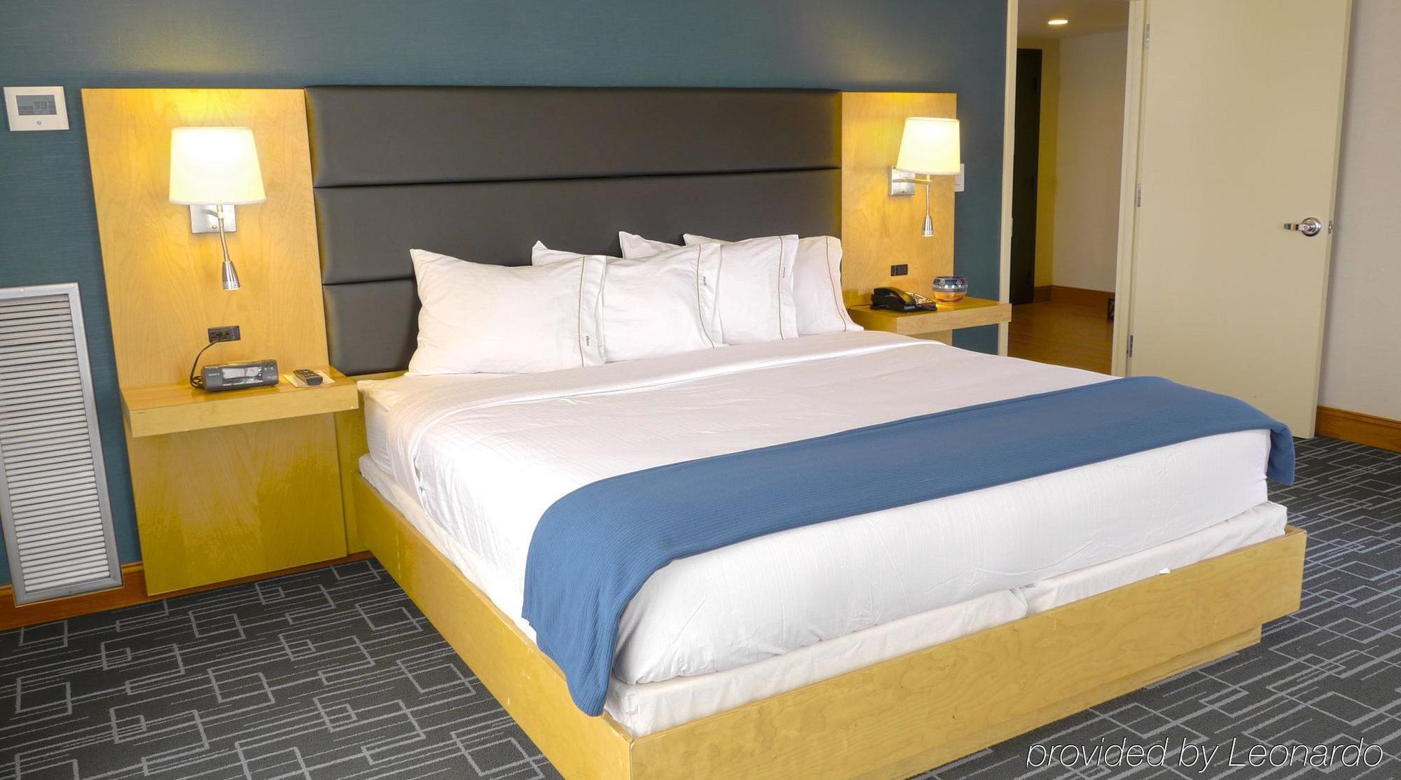 Holiday Inn Express Stamford, An Ihg Hotel 객실 사진